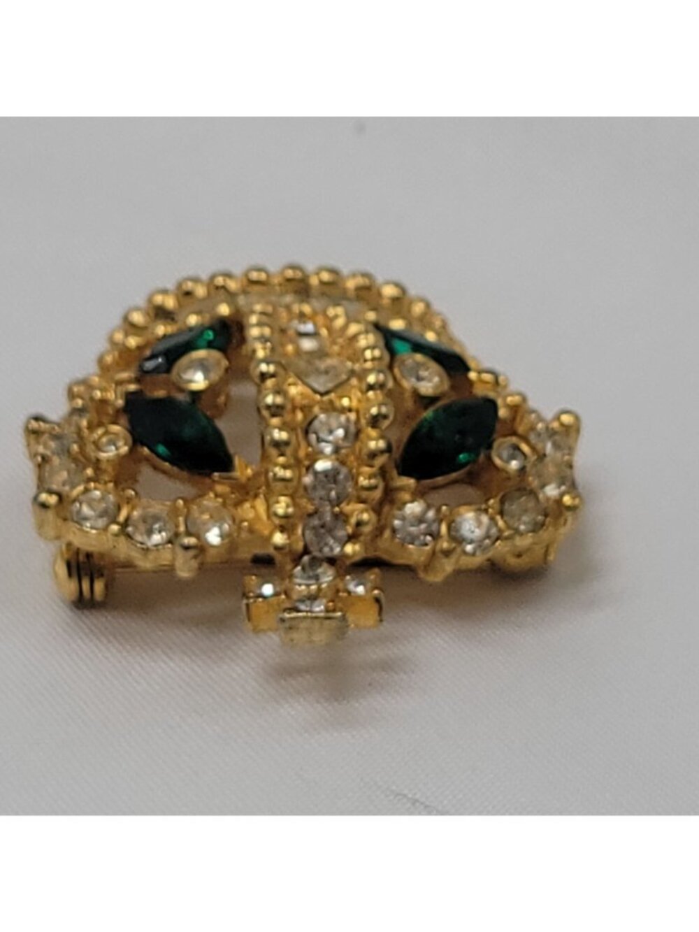 Vtg 50s Bellini Gold-Tone Crown Brooch Pin With Green & Clear Rhinestones Signed - Picture 8 of 10